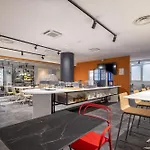 Отель B&B Hotel Sassari Сассари