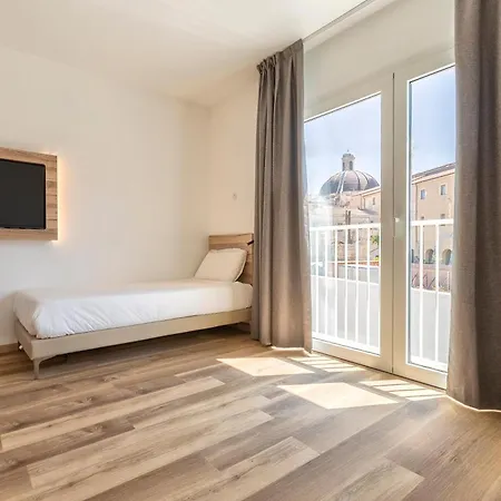 B&B Hotel Sassari ホテル