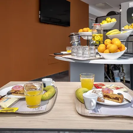 B&B Hotel Sassari 3* サッサリ