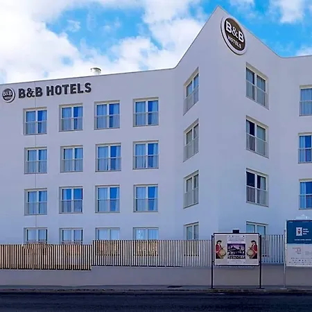 Hotel B&B HOTEL Sassari 3*