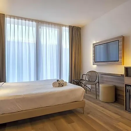 B&B HOTEL Sassari Hotel 3*