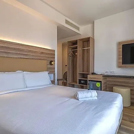 Hotel B&B HOTEL Sassari