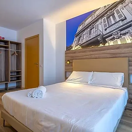 Hotel B&B HOTEL Sassari 3*