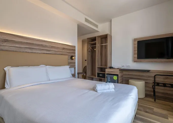 B&B HOTEL Sassari Hotel 3*