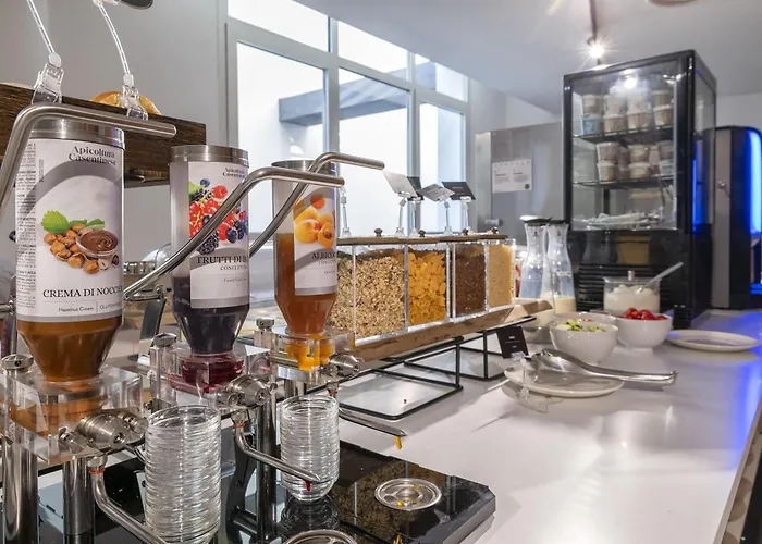 Hotel B&B HOTEL Sassari 3*